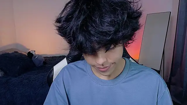 Alan26  online show from April 1, 1:41 am