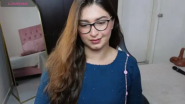 adara lennox online show from April 10, 8:16 pm