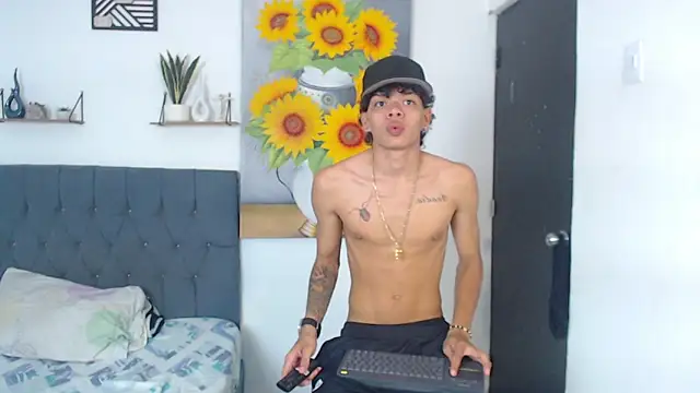 Harry jhonsson online show from May 8, 12:47 am