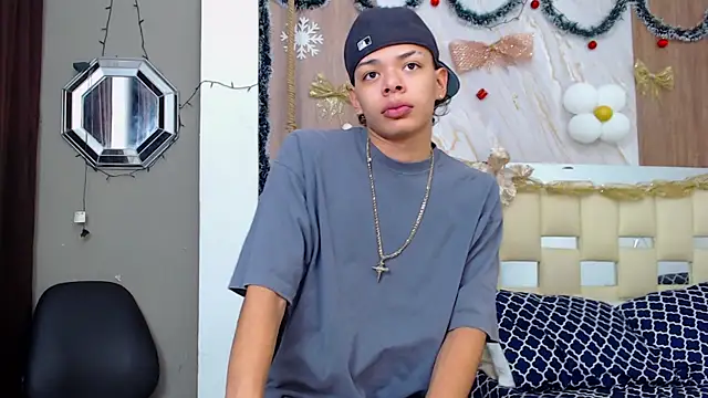 Harry jhonsson online show from December 3, 11:04 pm