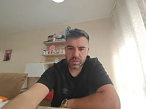 Snapshot of Vicio74@xh chatting on June 3, 10:27 am Vicio74xh online show from June 3, 10:27 am