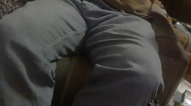 Snapshot of T-onyi chatting on February 21, 9:22 pm T-onyi online show from February 21, 9:22 pm