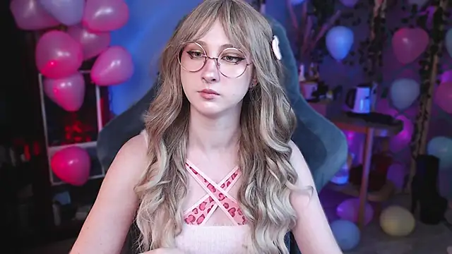 Rory Pink online show from February 14, 11:20 pm