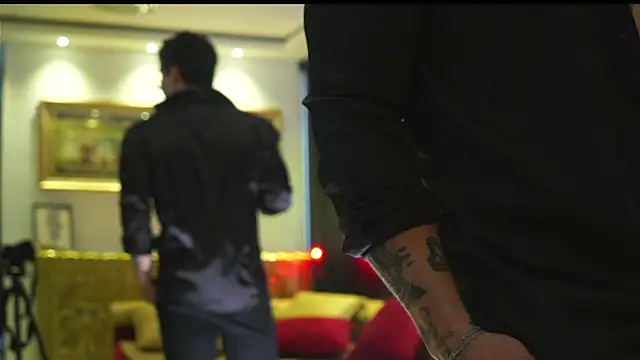 dantecoppolaa  online show from December 15, 10:26 pm