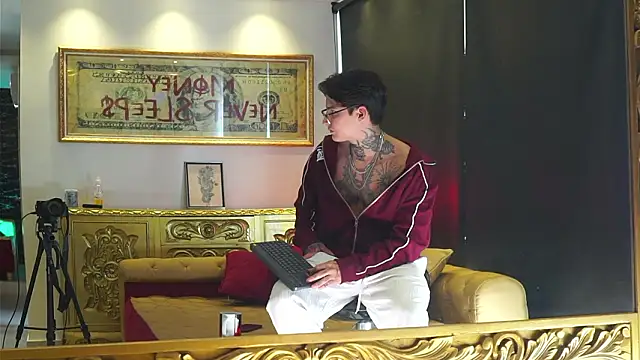 dantecoppolaa  online show from March 15, 9:22 pm