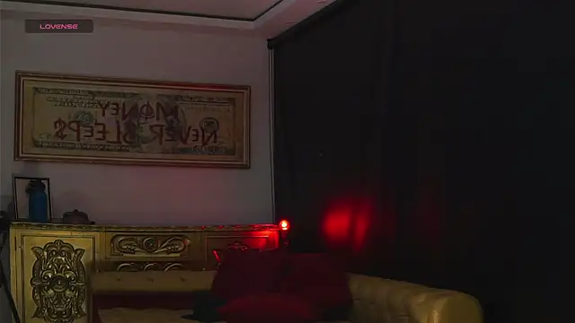 dantecoppolaa  online show from October 31, 11:11 pm