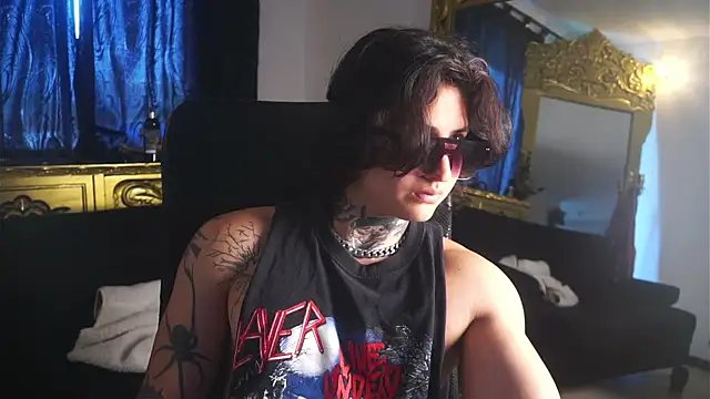 dantecoppolaa  online show from February 8, 3:42 pm