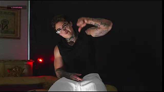 dantecoppolaa  online show from November 8, 8:12 pm