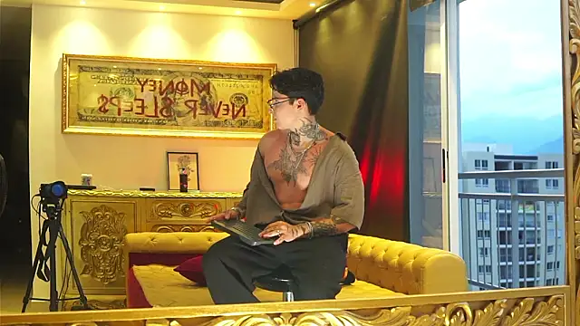 dantecoppolaa  online show from March 3, 11:23 pm