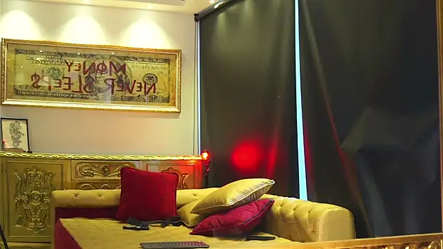 dantecoppolaa  online show from December 3, 10:31 pm