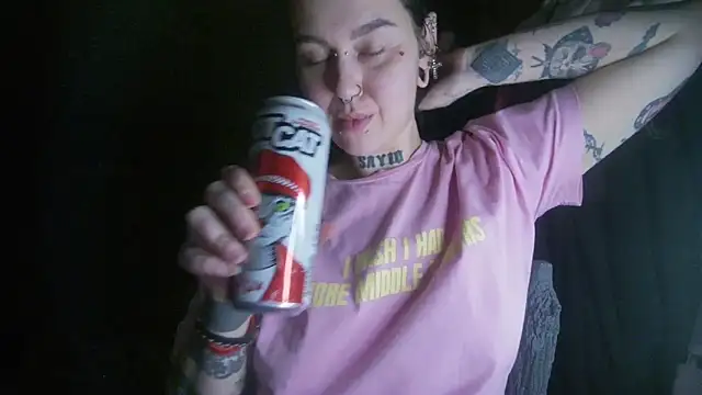 MoorderxDoll online show from January 31, 7:29 pm