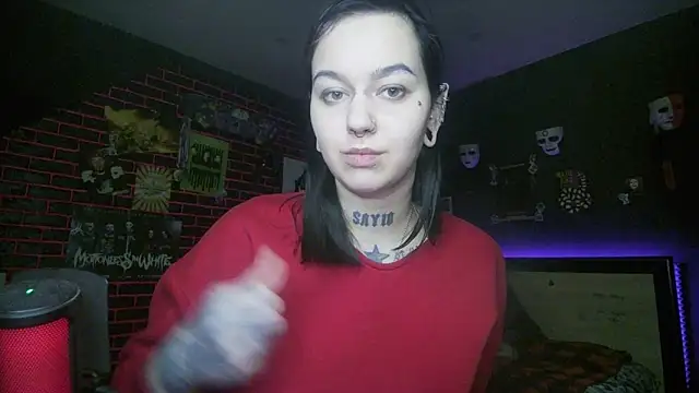 MoorderxDoll online show from February 22, 8:43 pm