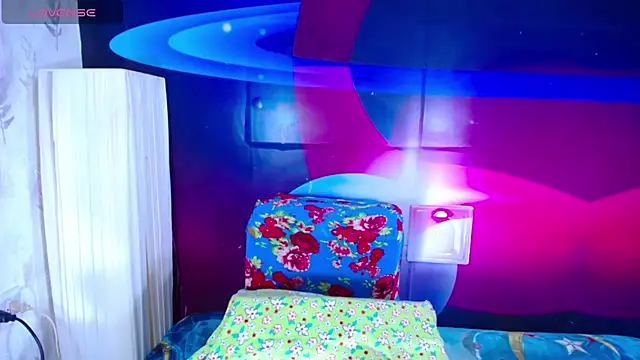 Snapshot of Cristalxxts chatting on October 23, 7:01 pm Cristalxxts online show from October 23, 7:01 pm