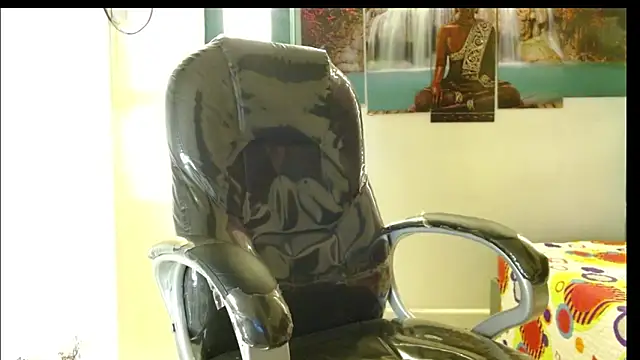 Snapshot of apolo_98 chatting on December 18, 3:44 pm apolo 98 online show from December 18, 3:44 pm