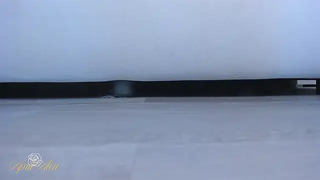 aprilalen online show from February 9, 6:00 am