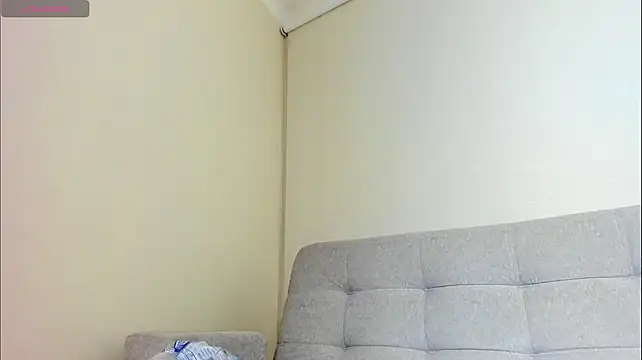 AliciaMiilf online show from February 20, 9:50 pm