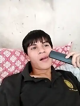 cachondo777t online show from January 15, 12:30 pm