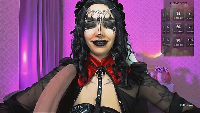 LeylaNoiry online show from October 18, 1:24 pm