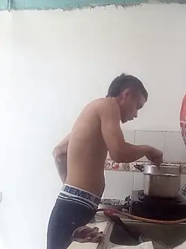 mailo bronw online show from March 10, 8:24 pm