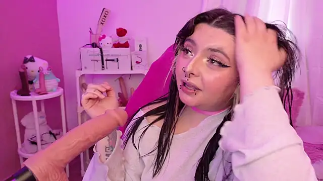 Sachi Meow online show from April 13, 7:07 pm