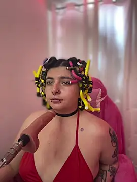 Sachi Meow online show from March 13, 8:25 pm