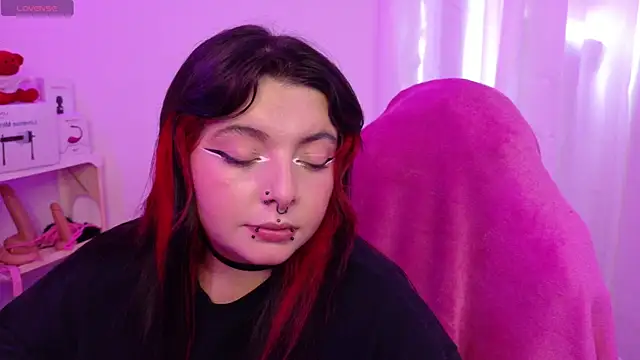 Sachi Meow online show from April 23, 7:04 pm