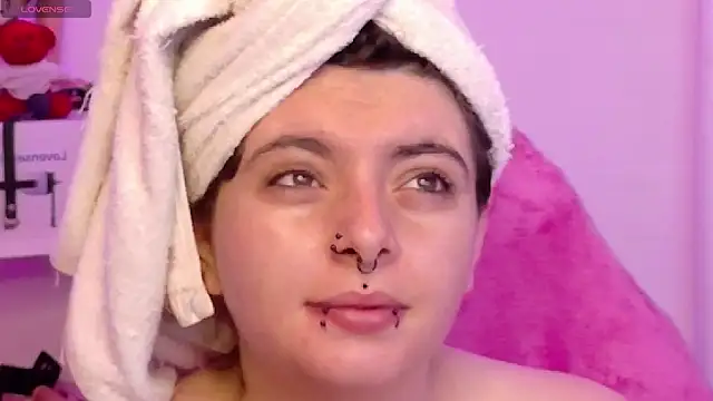 Snapshot of Sachi_Meow chatting on June 8, 9:59 pm Sachi Meow online show from June 8, 9:59 pm