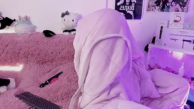 Snapshot of Sachi_Meow chatting on November 7, 11:15 am Sachi Meow online show from November 7, 11:15 am