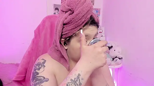 Sachi Meow online show from February 9, 3:32 pm