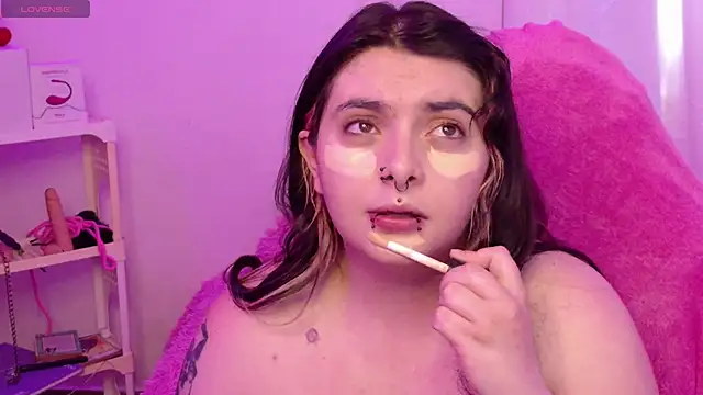 Sachi Meow online show from May 9, 4:43 pm