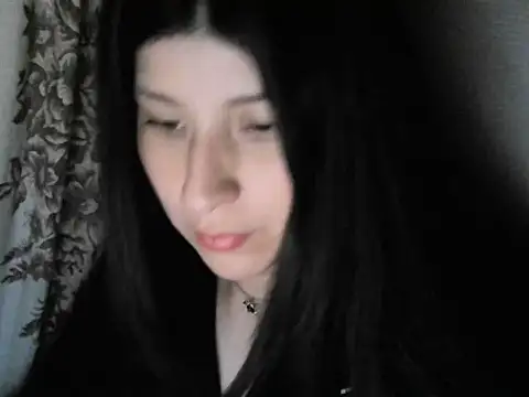 Snapshot of has_Zky chatting on November 3, 6:18 am has Zky online show from November 3, 6:18 am