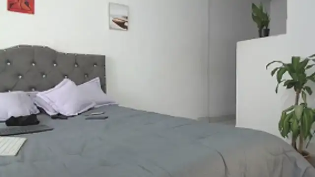 Aaronblack1  online show from March 6, 3:29 pm