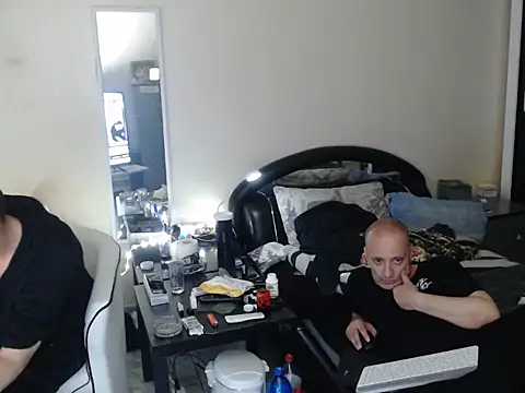 Snapshot of Terizizz chatting on April 10, 9:11 pm Terizizz online show from April 10, 9:11 pm