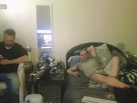 Snapshot of Terizizz chatting on April 9, 2:24 am Terizizz online show from April 9, 2:24 am