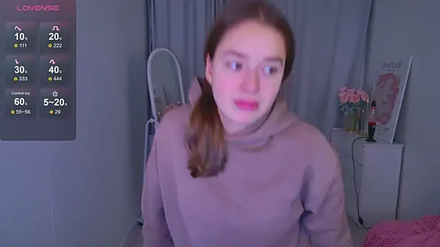 LovelyJessie online show from January 13, 1:37 pm