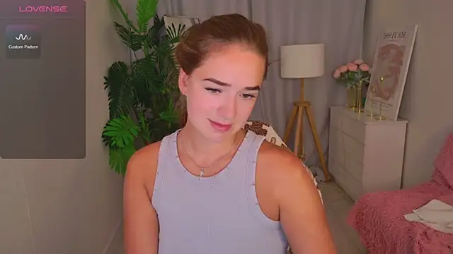 LovelyJessie online show from June 7, 2:22 pm