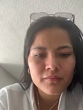 scarlet-kennedy98 online show from February 20, 6:43 pm