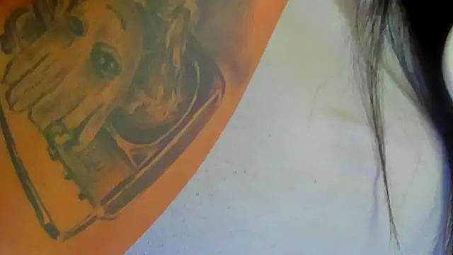 Snapshot of scarlet-kennedy98 chatting on November 18, 6:22 pm scarlet-kennedy98 online show from November 18, 6:22 pm