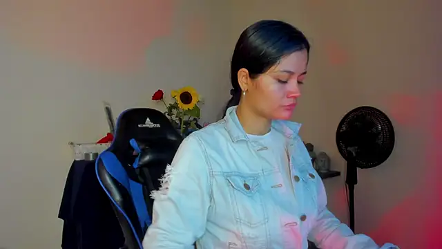 scarlet-kennedy98 online show from February 16, 6:17 pm