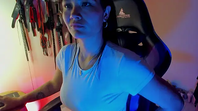 scarlet-kennedy98 online show from March 10, 10:14 pm