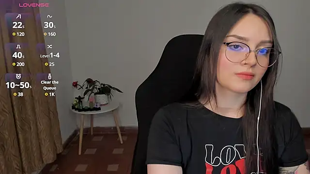 Snapshot of anaveleeez chatting on January 19, 3:29 am anaveleeez online show from January 19, 3:29 am