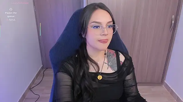 anaveleeez online show from March 4, 1:13 am