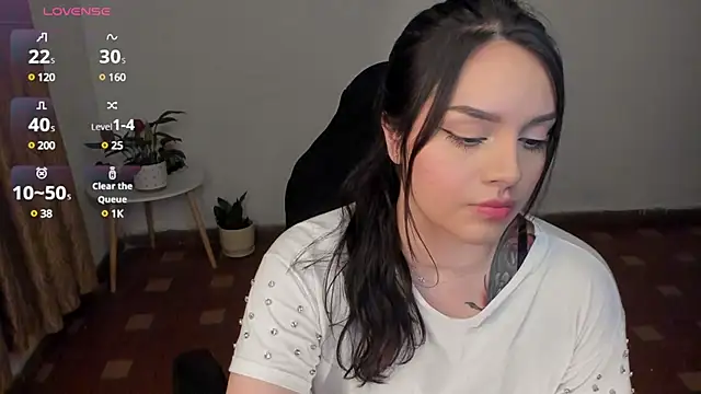 Snapshot of anaveleeez chatting on March 20, 12:51 am anaveleeez online show from March 20, 12:51 am