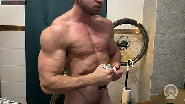 ericeric507 online show from February 26, 4:51 pm