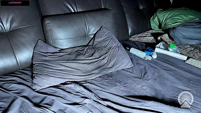 ericeric507 online show from November 3, 4:32 pm