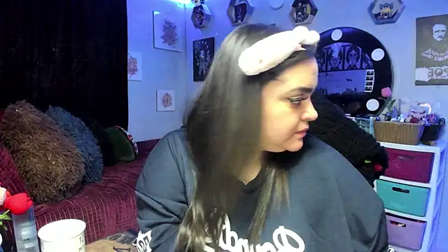 Luise Meyrink online show from March 26, 3:05 am