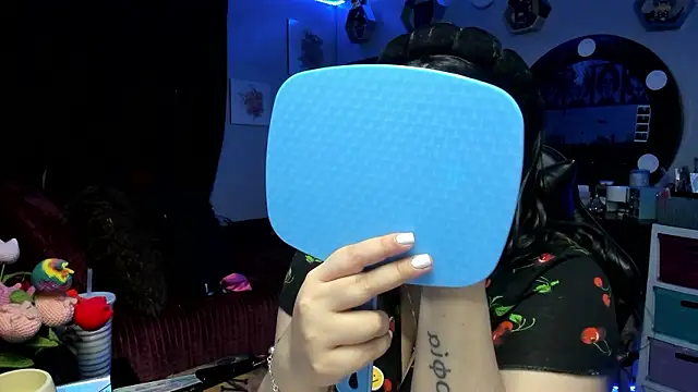 Luise Meyrink online show from March 11, 3:22 am