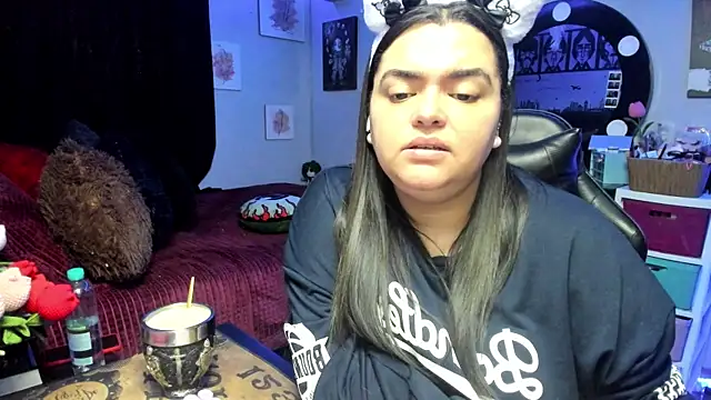 Luise Meyrink online show from April 8, 3:52 am