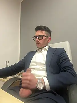 masterboss  online show from March 12, 1:15 pm