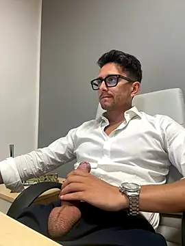 masterboss  online show from September 23, 12:12 pm